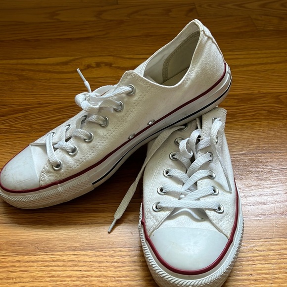 White Converse - Picture 3 of 7